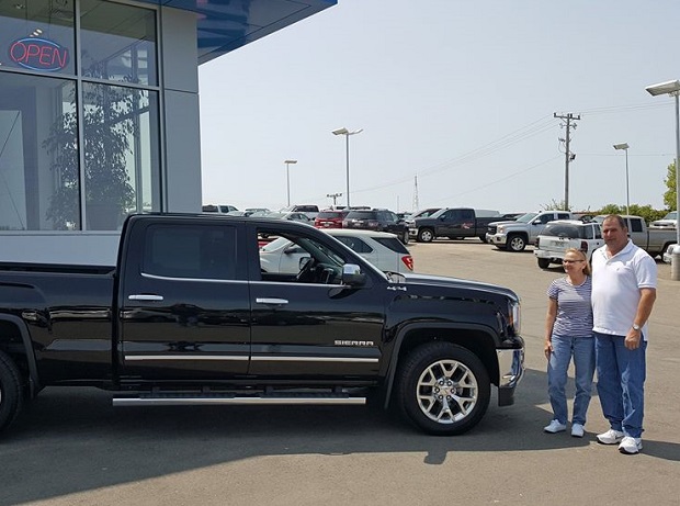  2016 GMC Sierra Dealership Lancaster Wisconsin